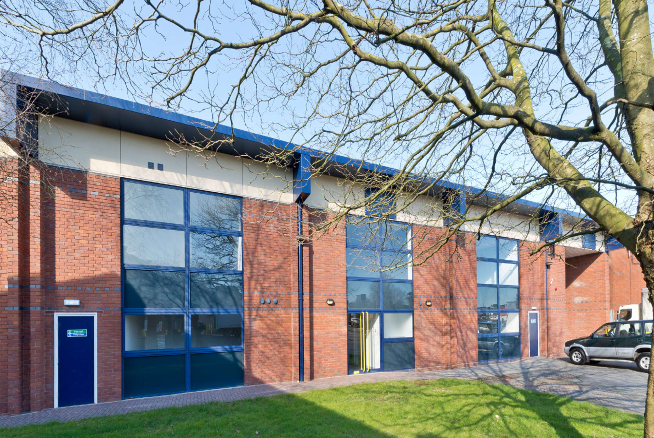 Gateway Park - High Quality Warehouse Units To Let